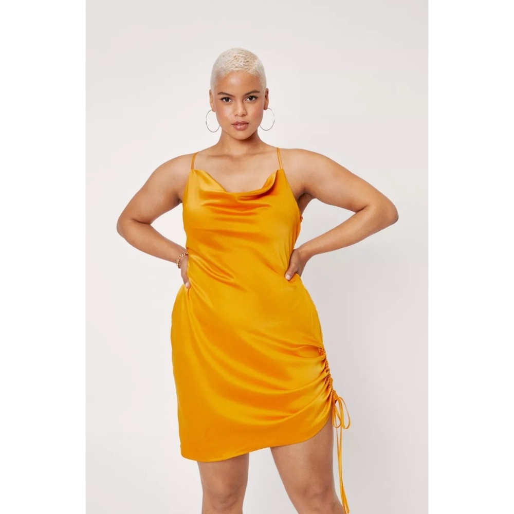 Nasty Gal Cowl Neck Mini Dress with Ruched Sides in Yellow Gold Women’s Size 14 - Picture 2 of 9